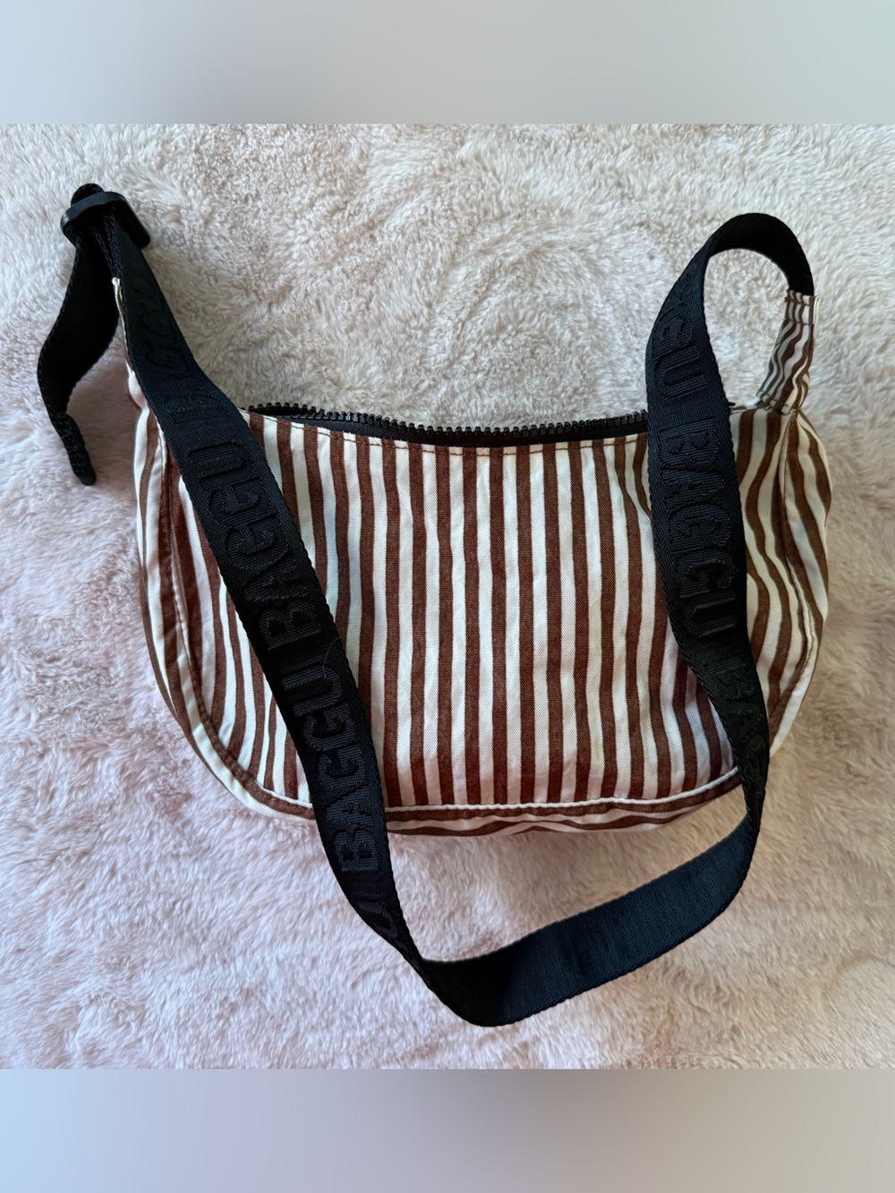 BAGGU Small Nylon Crescent Bag Brown Stripe
